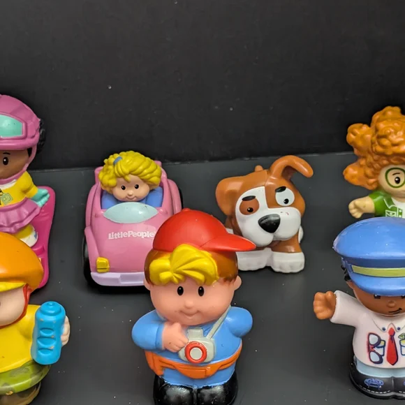 Fisher Price Little People Lot 2-2026 D2 - Picture 3 of 6